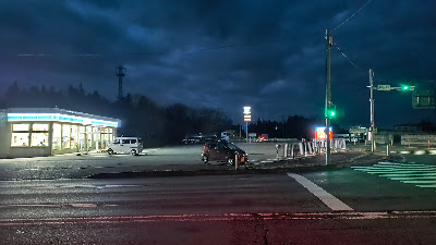 道の駅に隣接するローソン石鳥谷道の駅店。24時間営業で、夜間の買い出しに重宝します。