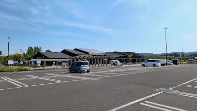 普通車エリア（西側）の様子