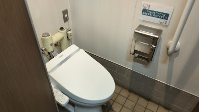トイレはウォシュレットあり