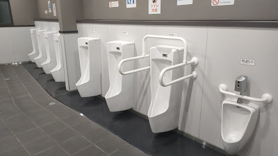 小便器。子ども用もあります。