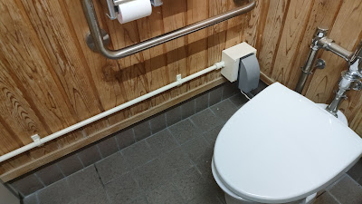 ウォシュレットはないですが、清潔感はあります。