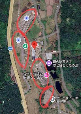 「道の駅 南きよさと」衛星写真（Googleマップより）※赤丸が駐車場