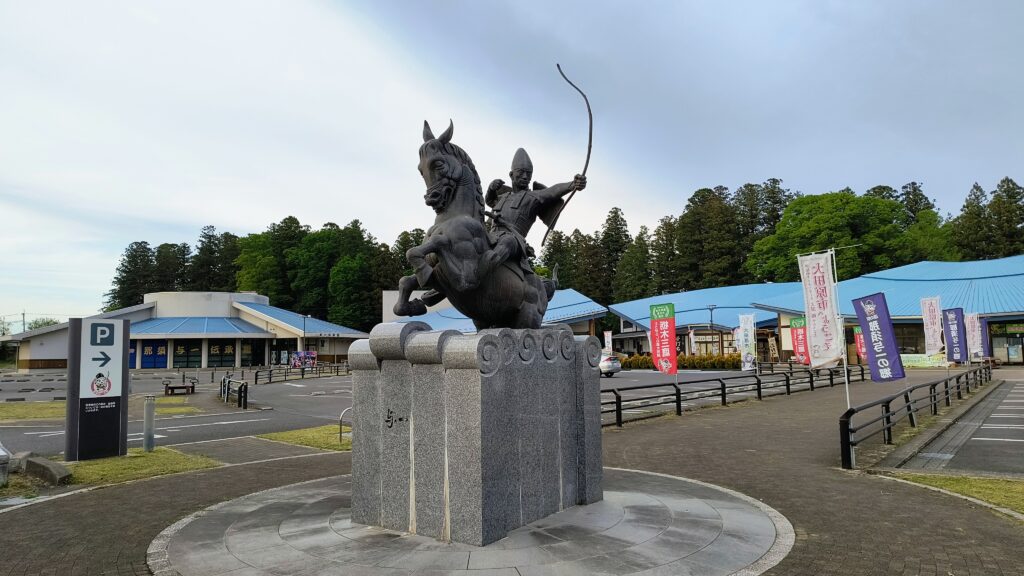 那須与一の銅像