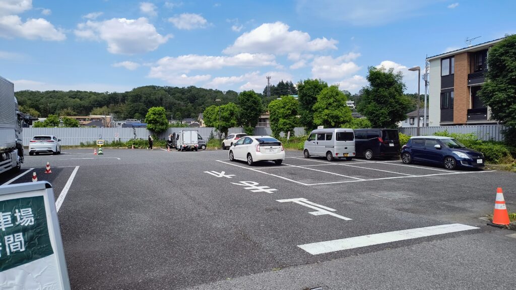 第2駐車場入り口付近の駐車スペース