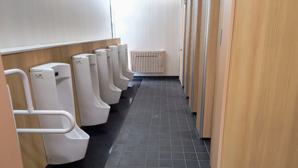 北側男子トイレ室内の様子
