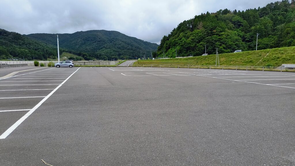 南側駐車場の様子