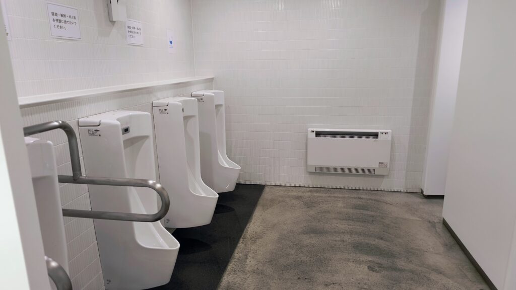男子トイレ室内の様子