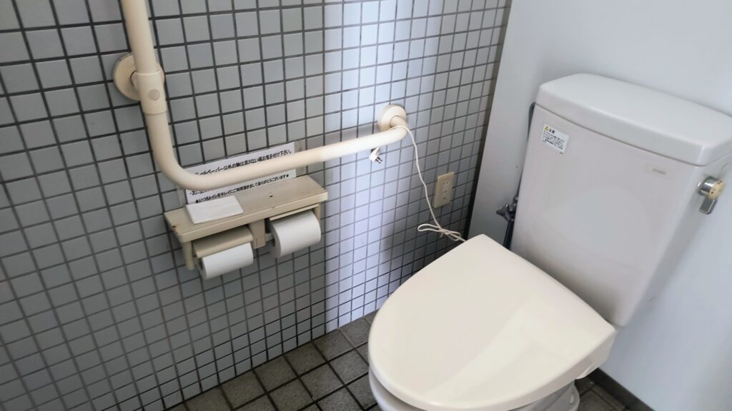 ウォシュレットはありません。